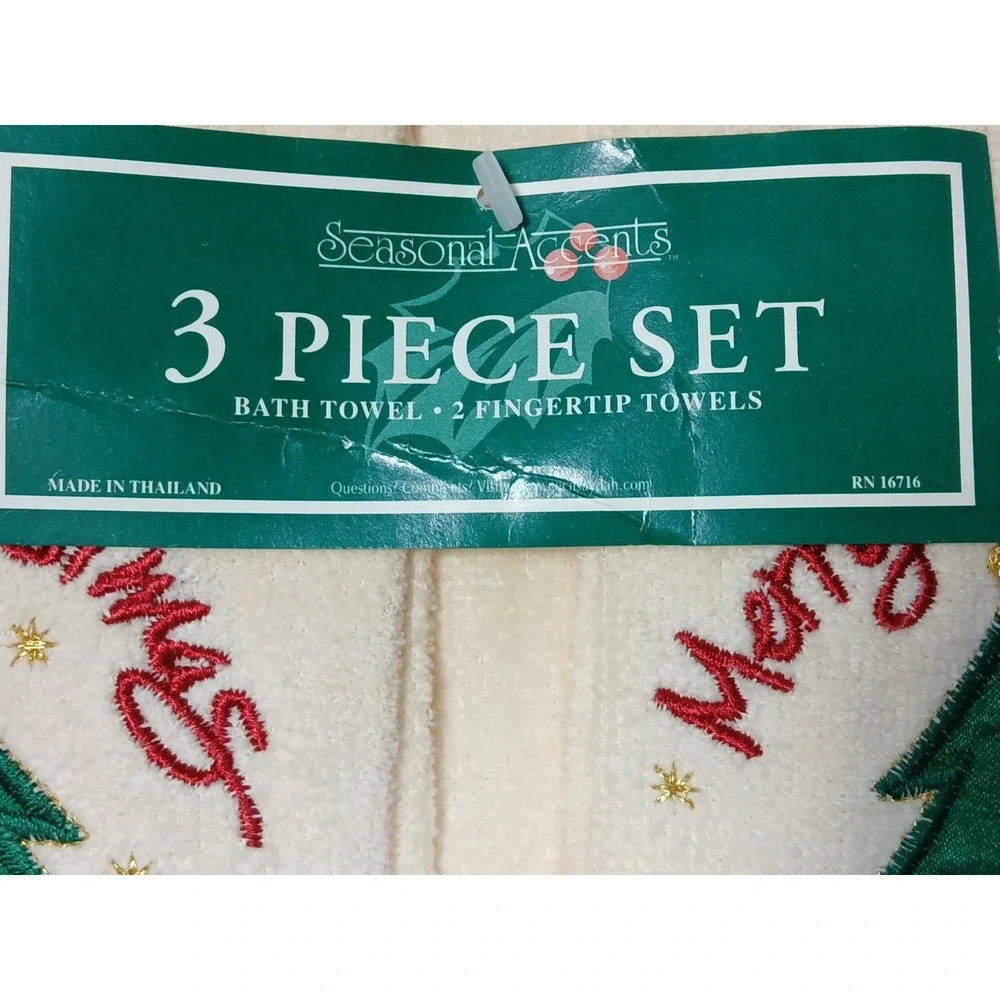 Vtg Cecil Saydah Embroidered Off White Christmas Tree Three Piece Towel Set